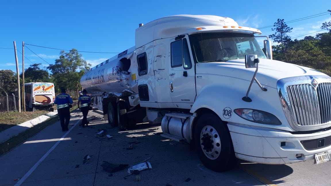 Cinco personas lesionadas deja percance vial en salida al Sur de Honduras