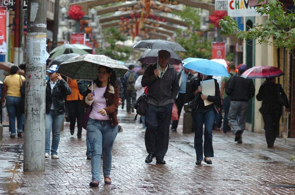 Una onda tropical dejará lluvias y chubascos en algunas regiones de Honduras