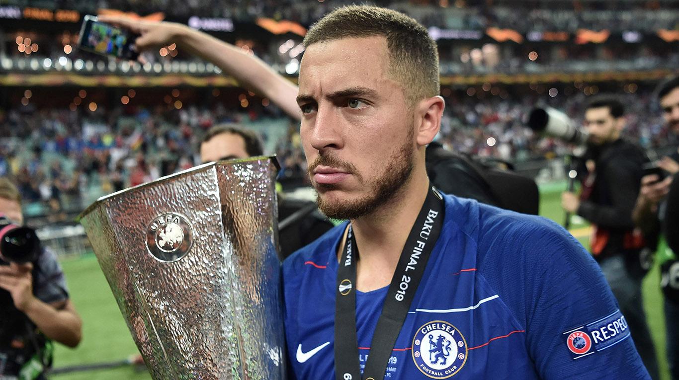 UEFA galardona a Hazard