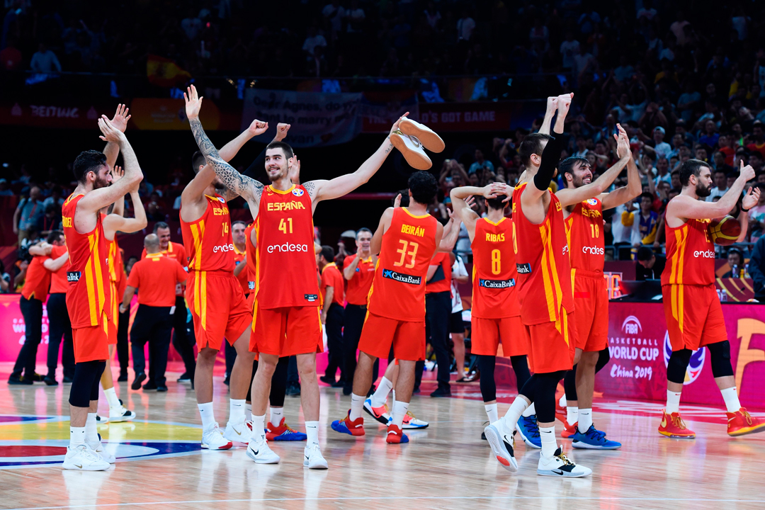 España celebra su título del mundo en baloncesto