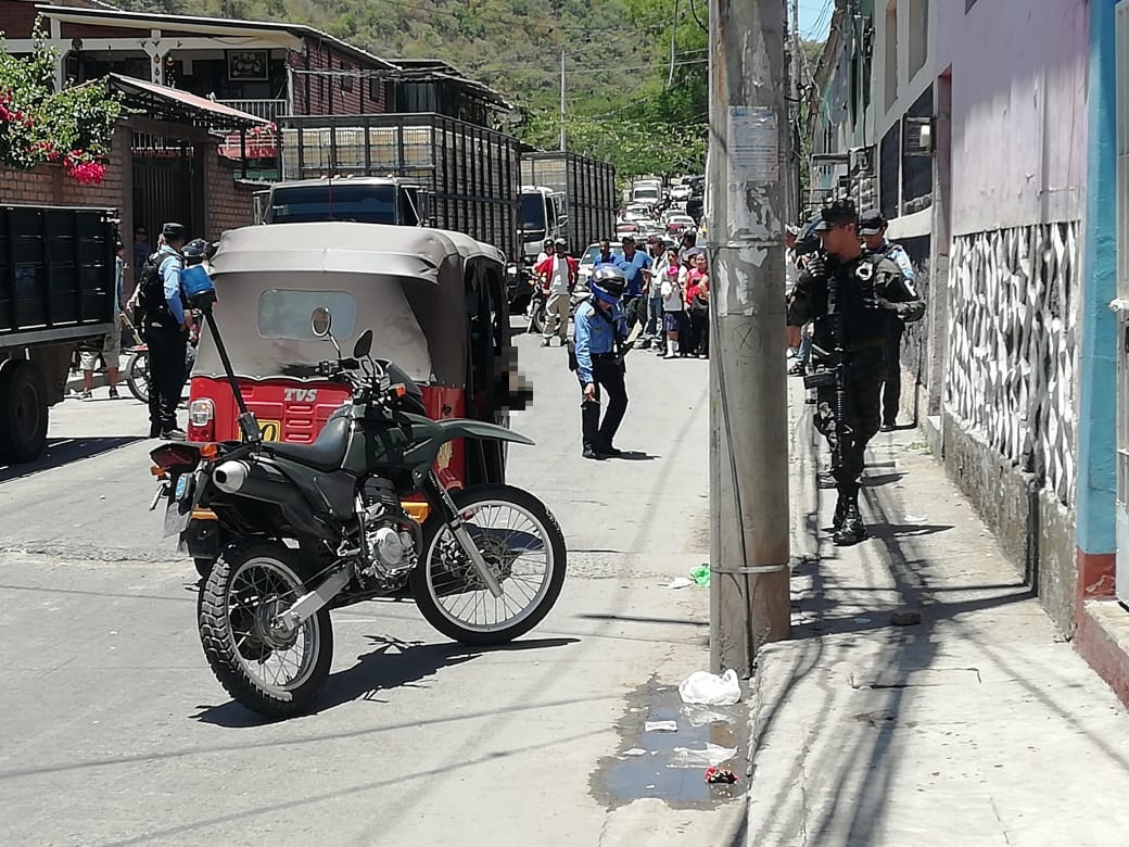 Tegucigalpa: matan a conductor de mototaxi, en el ataque menor de 7 años resultó herido
