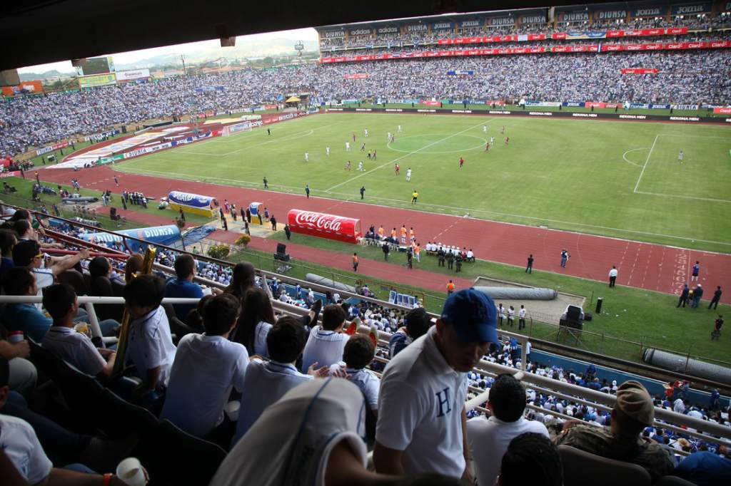 Por alto riesgo, el encuentro deportivo entre Marathón y Motagua se jugaría en el Olímpico de SPS