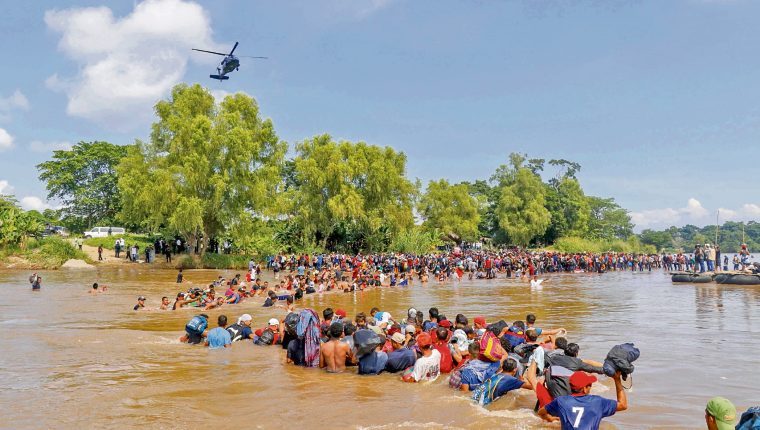 Organizaciones civiles rechazan posible acuerdo migratorio de Honduras con EE. UU.