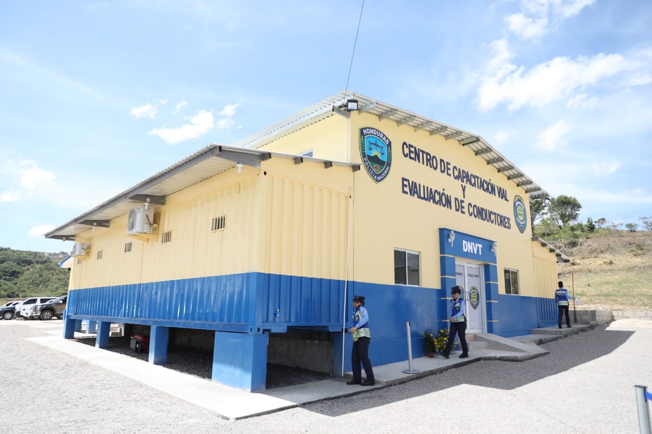 Inauguran moderno Centro de Capacitación Vial y Evaluación de Nuevos Conductores