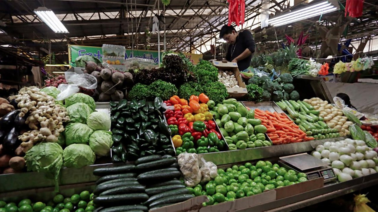 Inflación interanual supera cuatro por ciento
