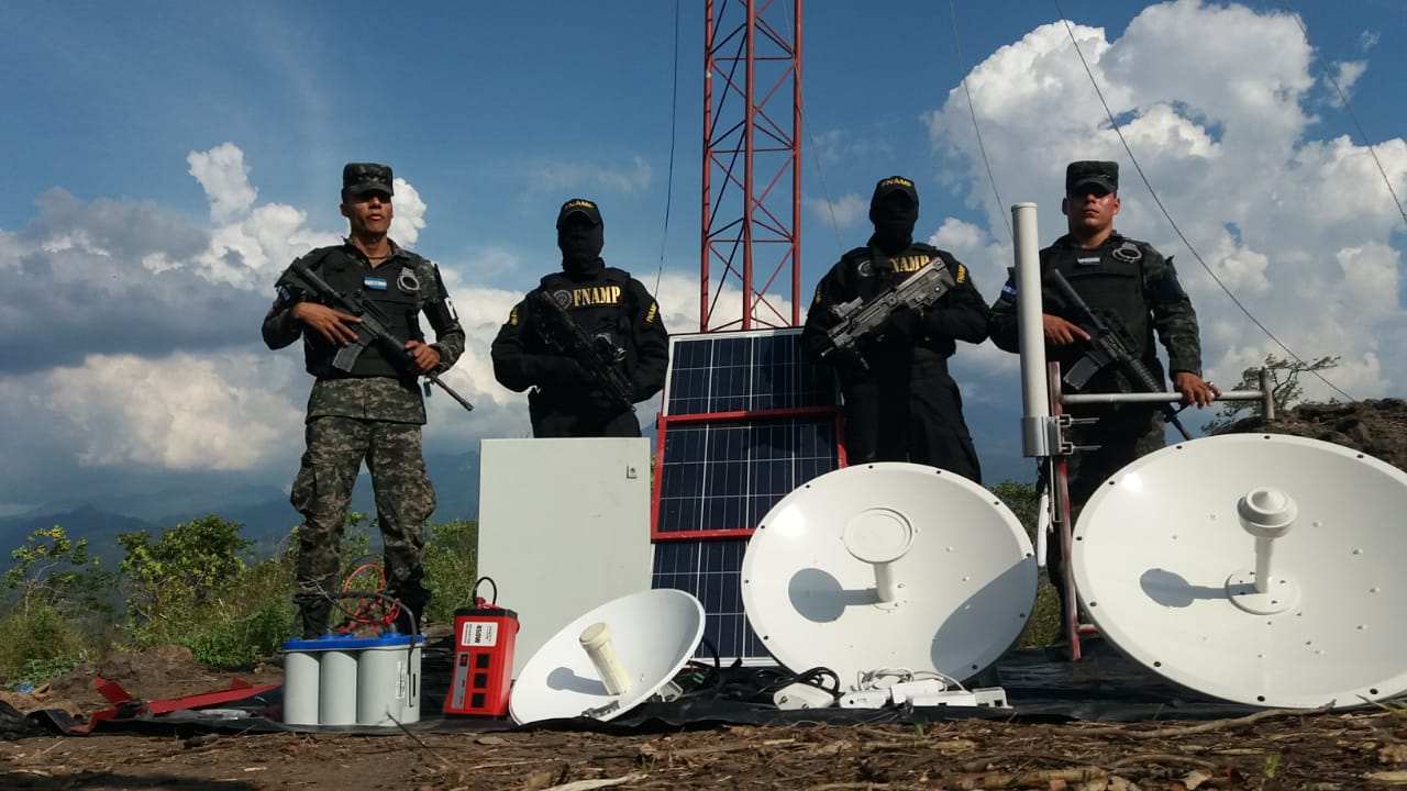 Antenas satelitales usaban reos de "El Pozo" para ordenar crímenes