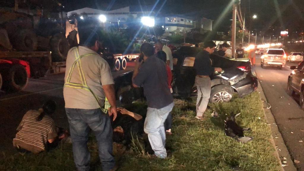 Varios heridos deja aparatoso accidente de tránsito en la capital hondureña