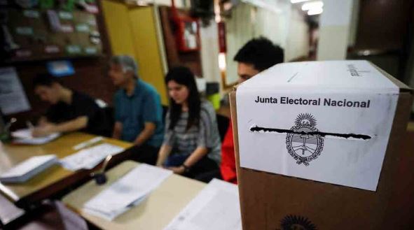 Abren urnas para elegir nuevo presidente en Argentina