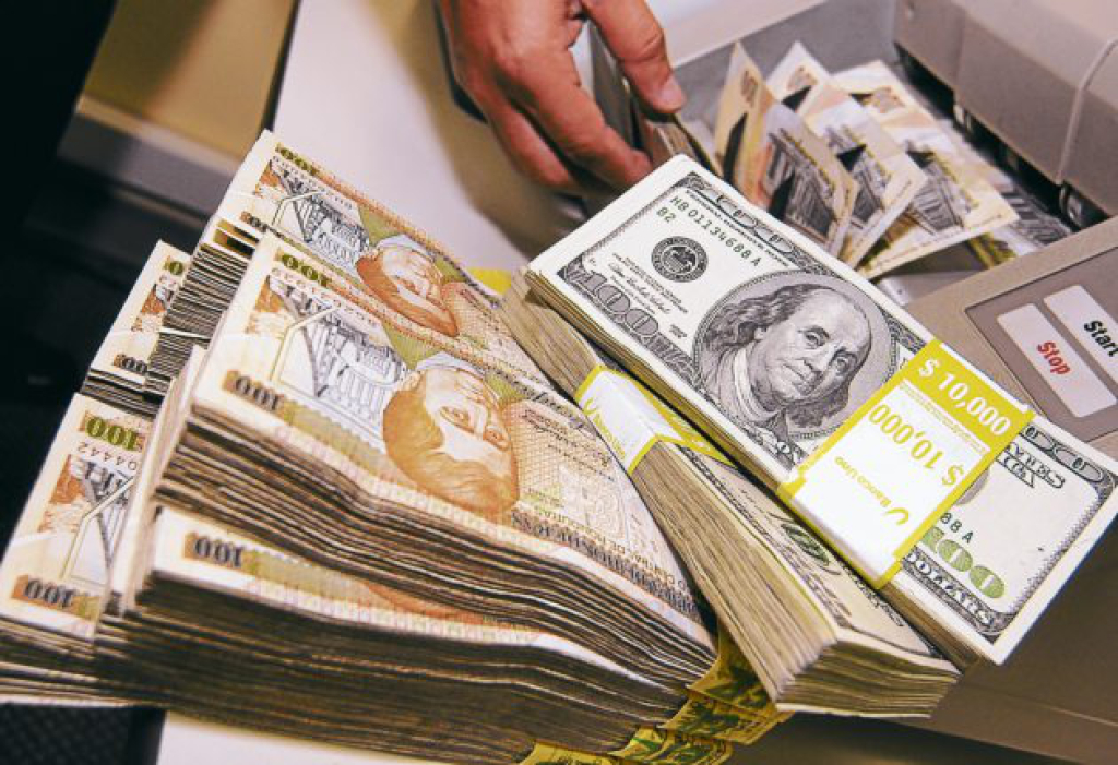 Condenan empresarios e industriales: Impuestos son drenados al gasto del Gobierno y no a generar empleos