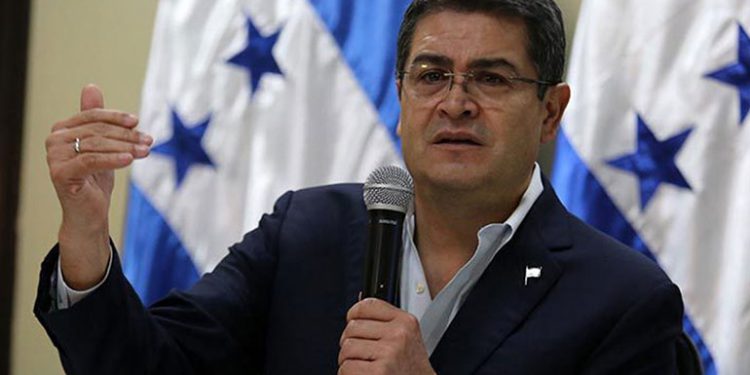 Presidente Hernández reitera que declaraciones de Ardón son falsas