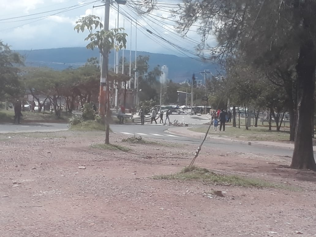 De nueva cuenta, tomas en la UNAH