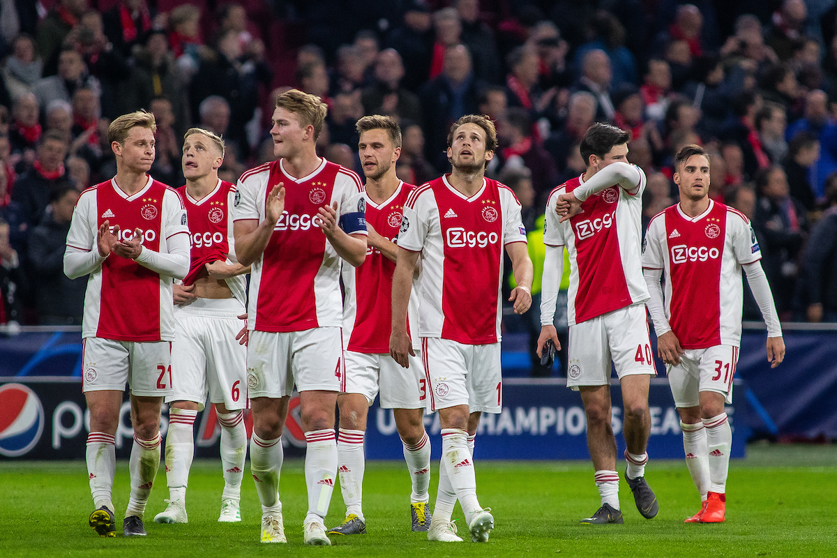 Ajax, en pleno ascenso económico