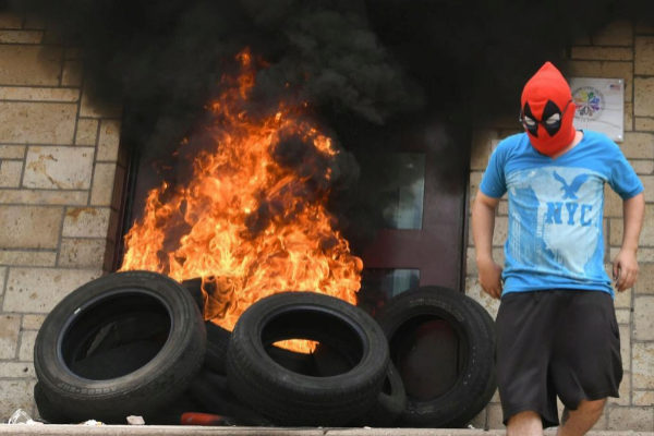 Al Hospital Mario Mendoza será enviado el joven que incendió la embajada americana