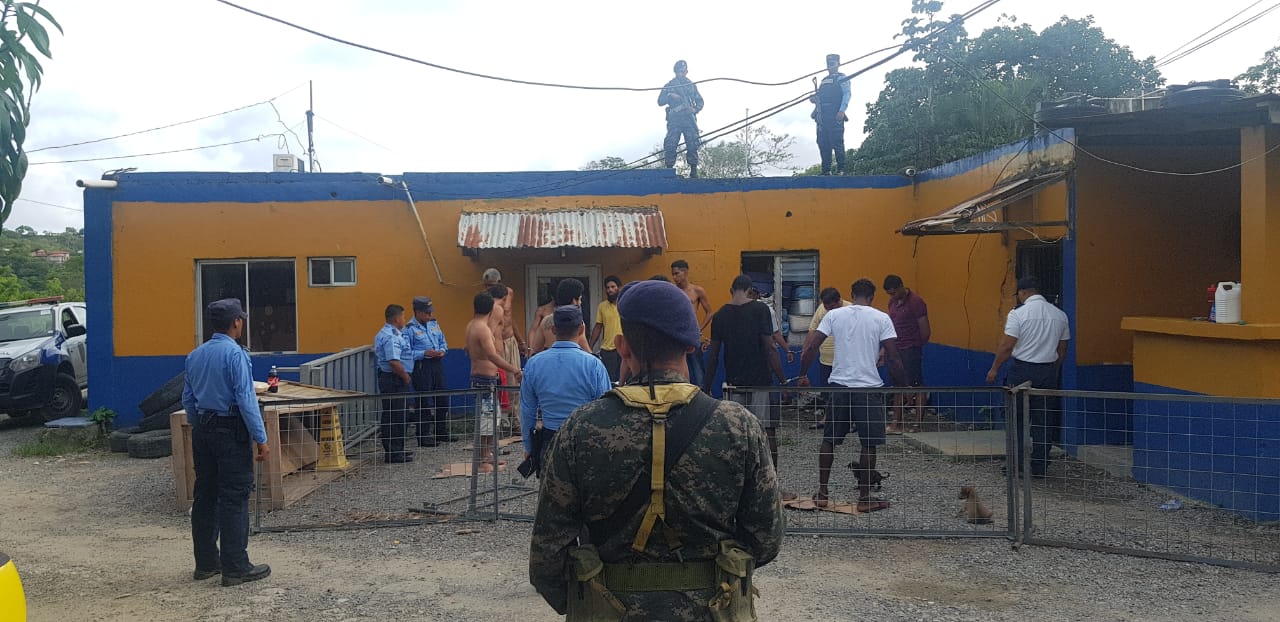 Reos del Centro Penal de Islas de La Bahía podrían ganarse un premio al ingenio por sus planes de fuga