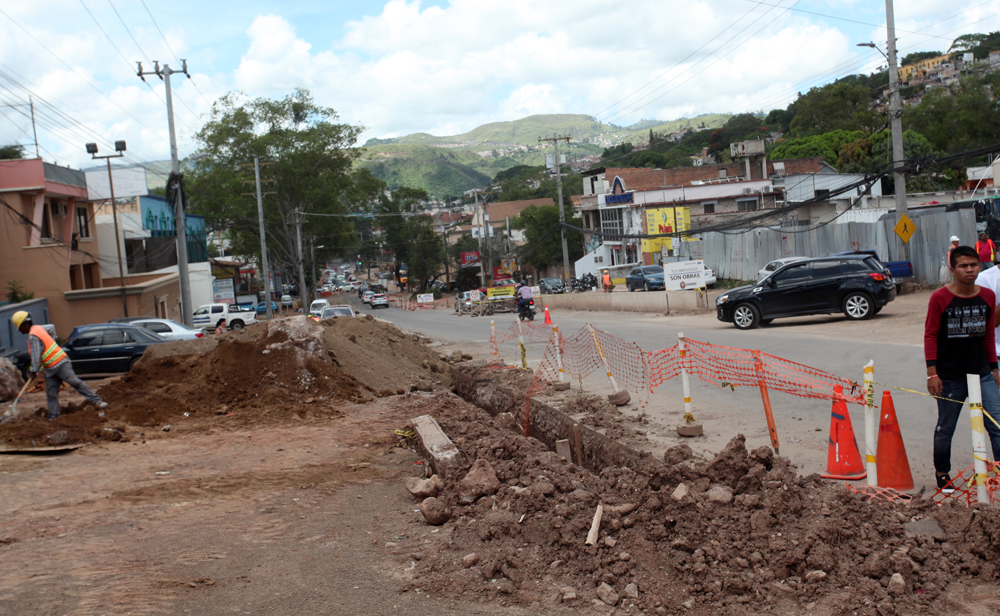 Cerrado por 40 días la calle en la avenida La Paz en Tegucigalpa