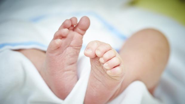 ¿Dónde está el cuerpo de mi bebé fallecido?, reclaman sus padres a autoridades del Hospital Escuela