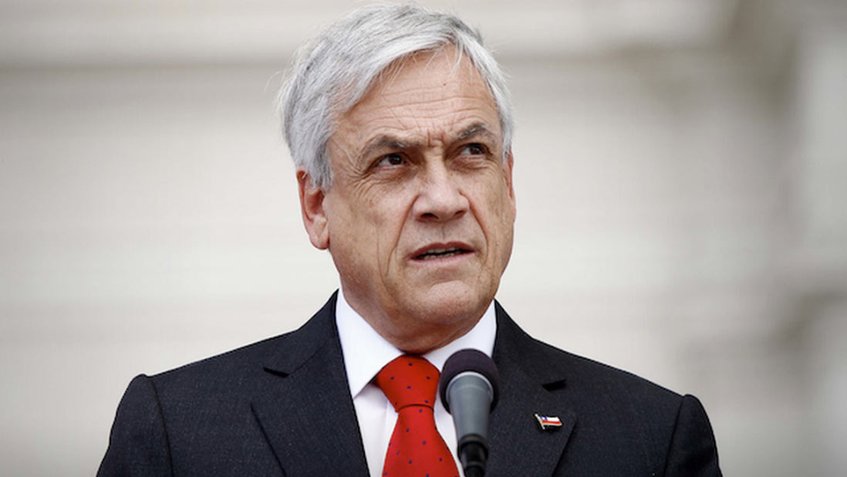 Piñera elevó subsidios de transporte y pensiones en Chile