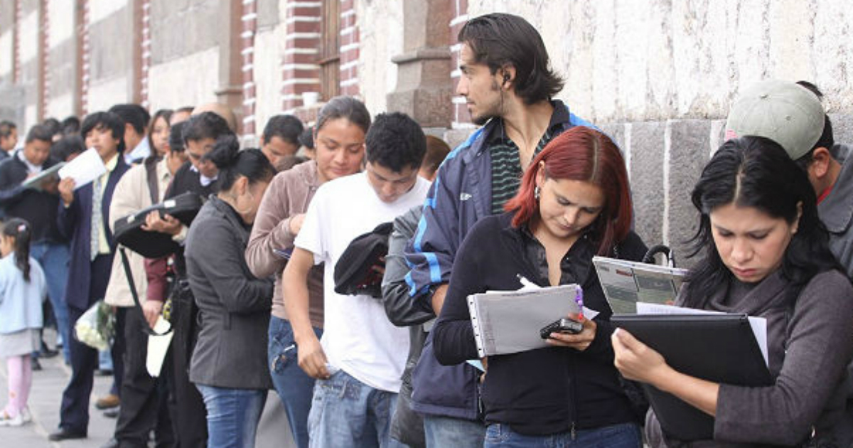Unos 23 mil jóvenes egresados de nivel medio y superior se suman a las filas de desempleados al año en Honduras