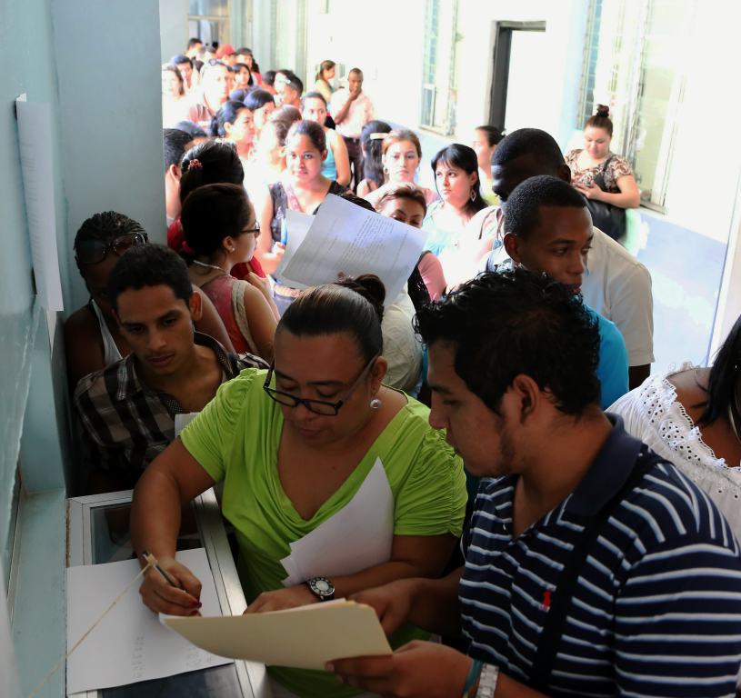 Bajar el índice de puntuación solicita, dirigencia magisterial , tras masiva reprobación de docentes