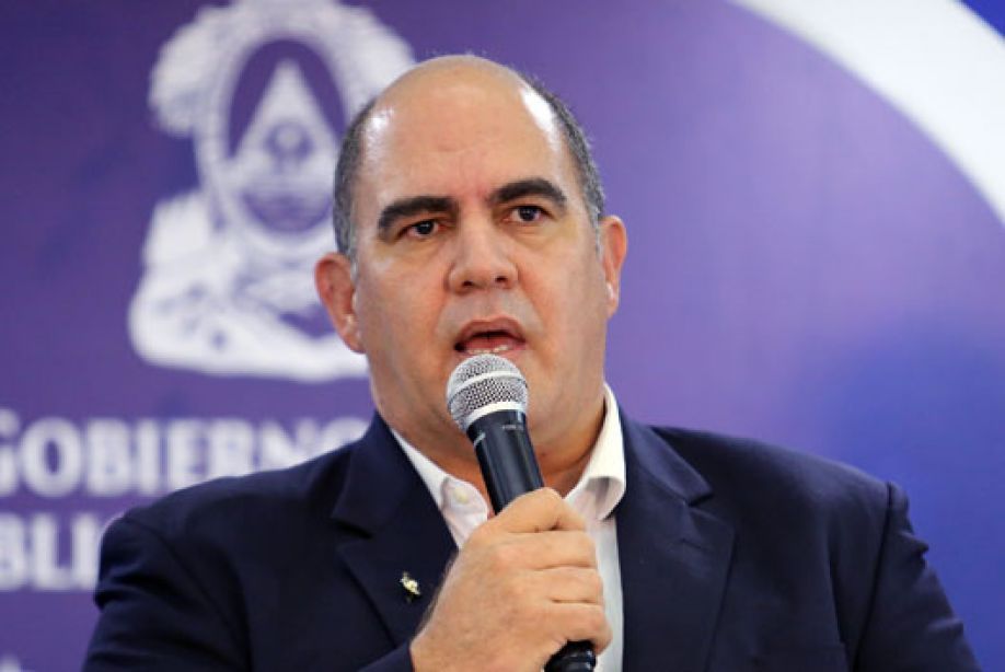 Dictan auto de formal procesamiento contra el ministro de la SAG,  Mauricio Guevara