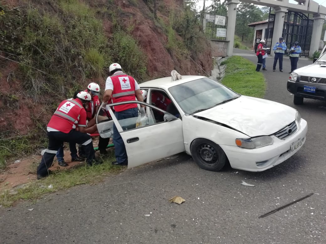 Cinco lesionados deja accidente entre dos taxis en el Oriente de Honduras