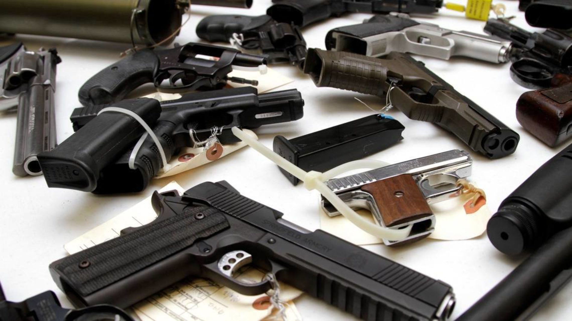 En zonas fronterizas intensifica Interpol persecución de bandas dedicadas a trasiego de armas