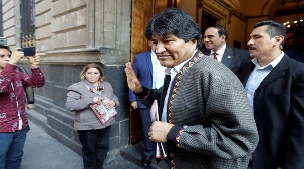 Evo Morales habría abandonado México rumbo a Cuba