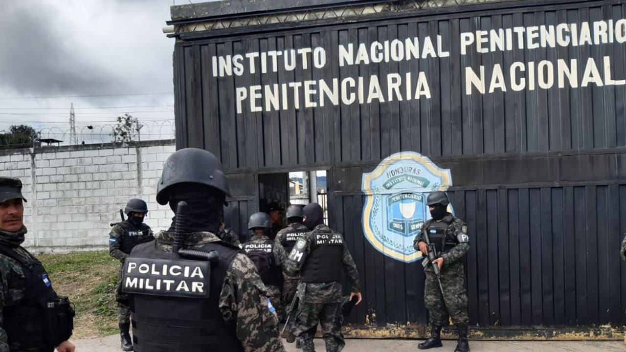 Fusina toma control de los centros penales