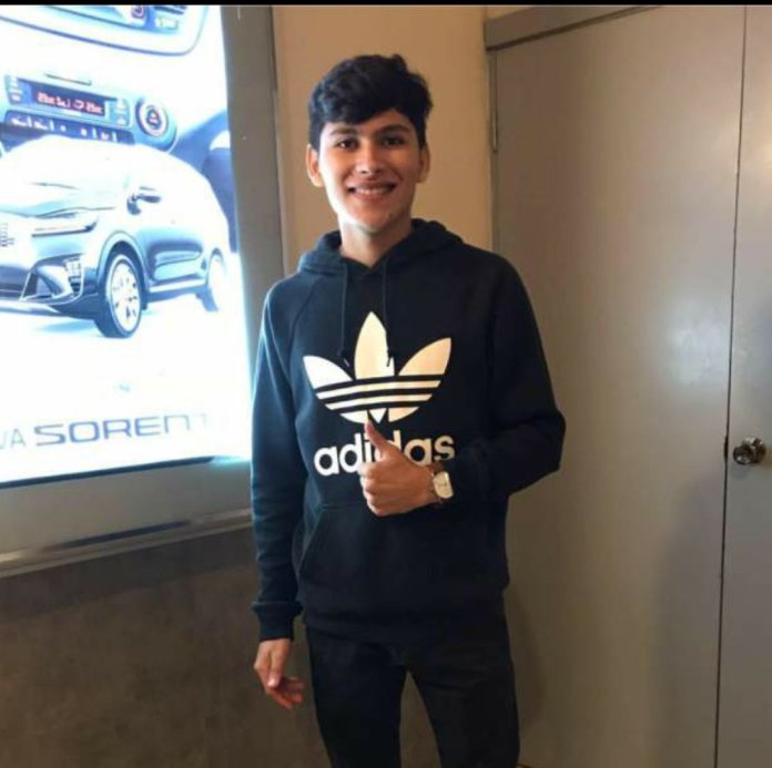 Joven sureño afectado en su rostro, envía mensaje a padres de familia