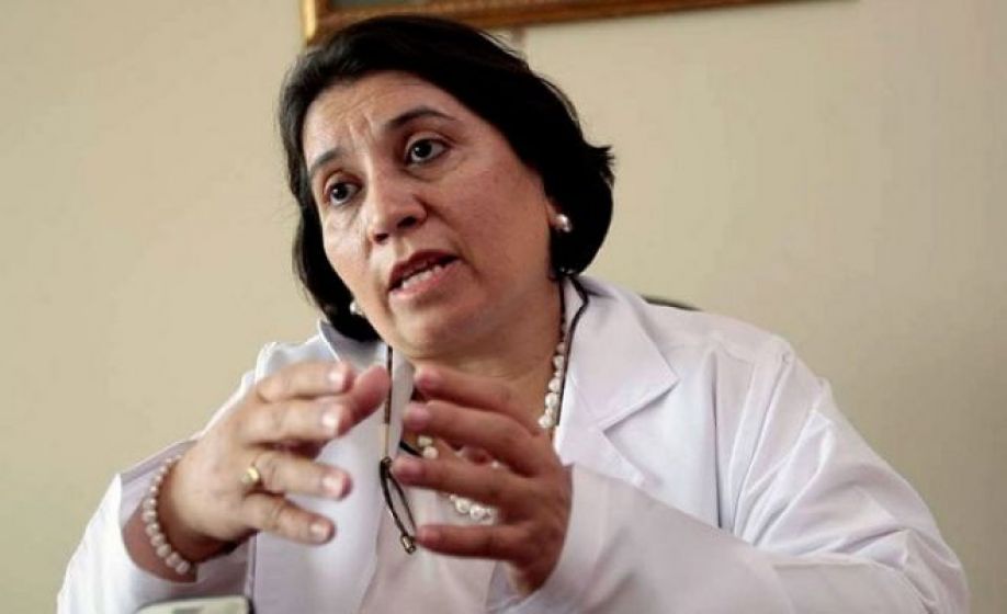 Figueroa “Sinceramente no creo que el problema de salud se resuelva trayendo médicos cubanos”