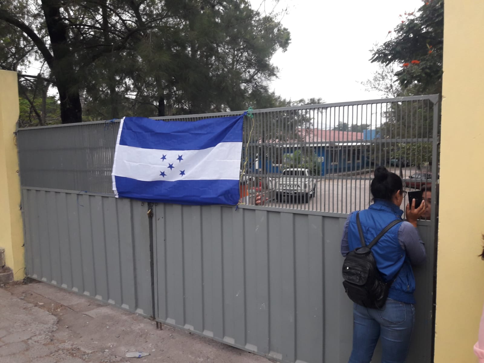 Maestros reprobados liberan la Departamental de Educación de Francisco Morazán