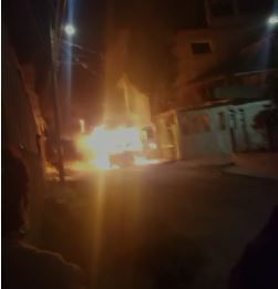 Video: Toma fuego un bus rapidito en la capital