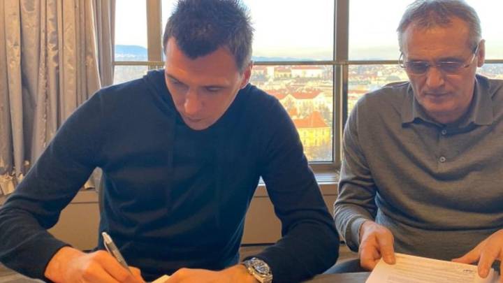 Al-Duhail firmó a Mandzukic