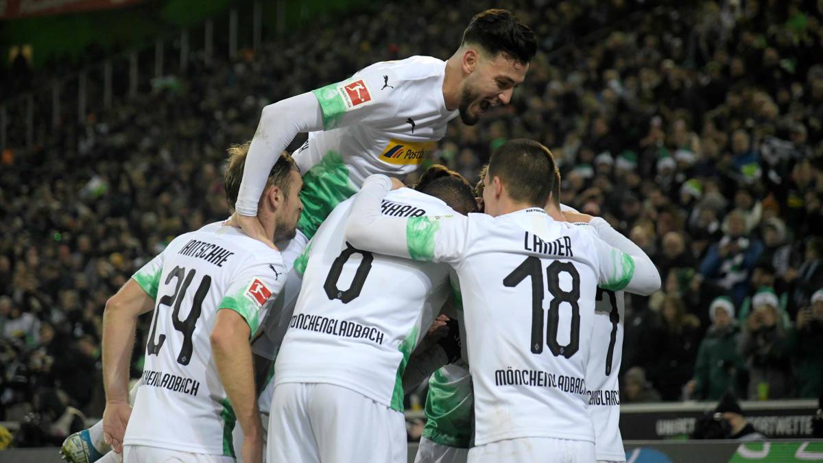 Monchengladbach manda en Alemania