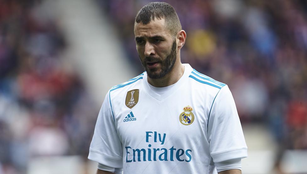 Real Madrid ata a Benzema