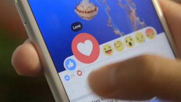 Por darle "me encanta" a la foto de una mujer en Facebook, hondureña apuñala a su pareja