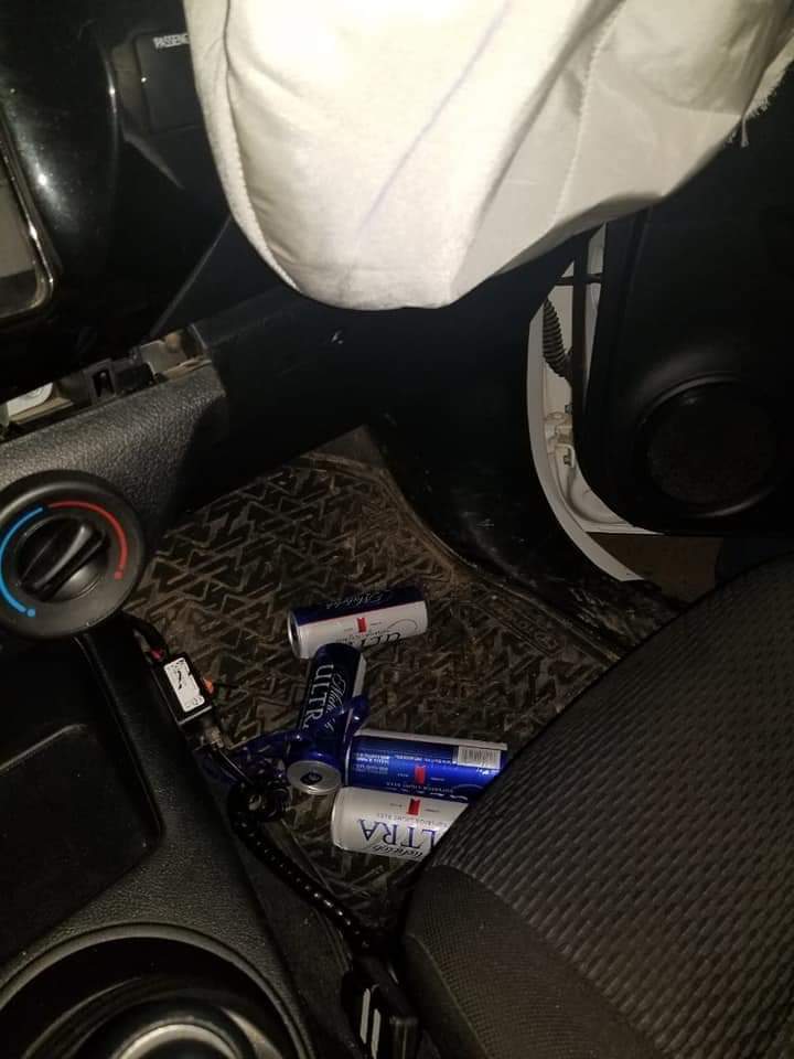 Supuestos policías ebrios chocan una patrulla nueva en Santa Bárbara