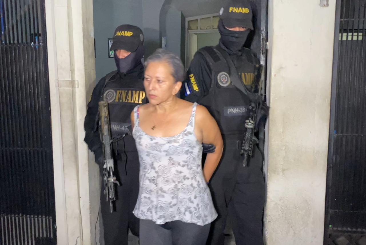 Cae “Madre Lina”  supuesta administradora de "Tacoma" líder de la Pandilla 18