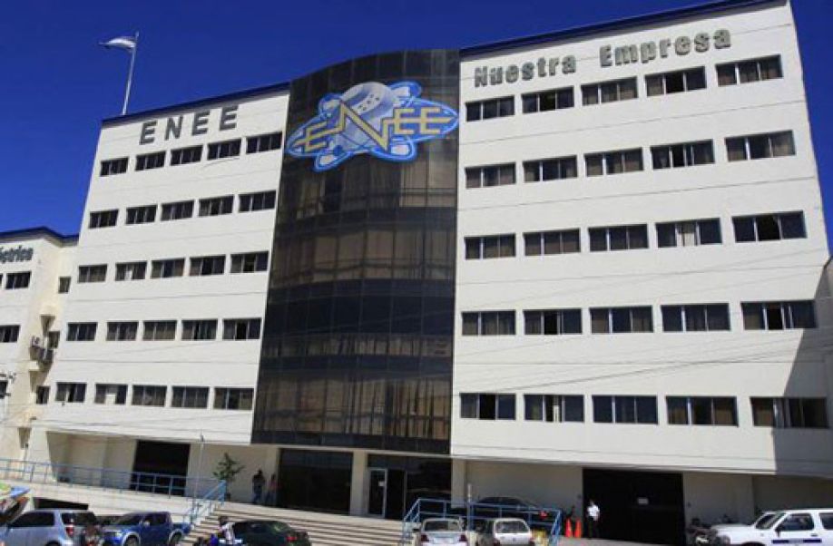 Gobierno interviene la ENEE: se podrían generar masivos despidos de empleados