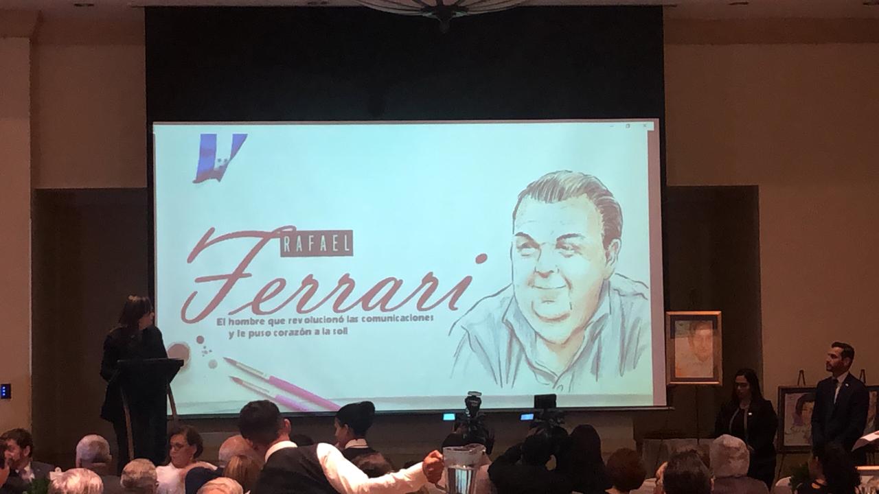 José Rafael Ferrari, reconocido entre los héroes y heroínas del sector privado del país