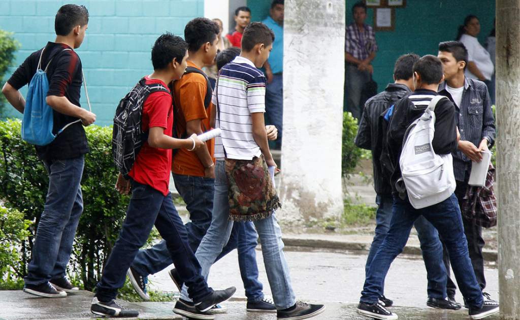 En estos casos, directores de escuelas  solicitarán partida de nacimiento para matricular a niños