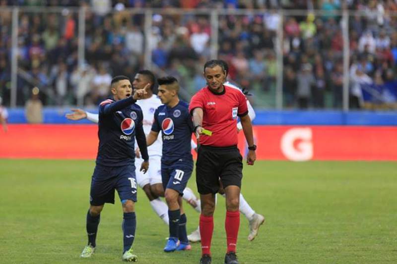 Melvin Matamoros pitará el clásico Olimpia vs Motagua