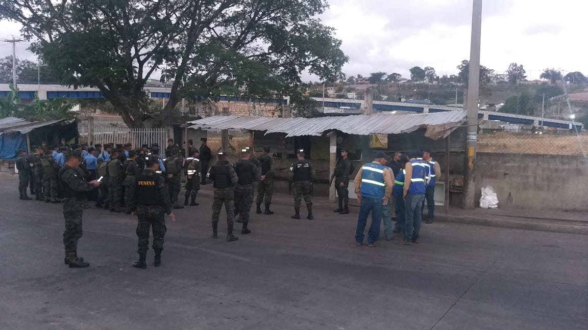 Por segundo día consecutivo transportistas de Tegucigalpa paralizan sus unidades