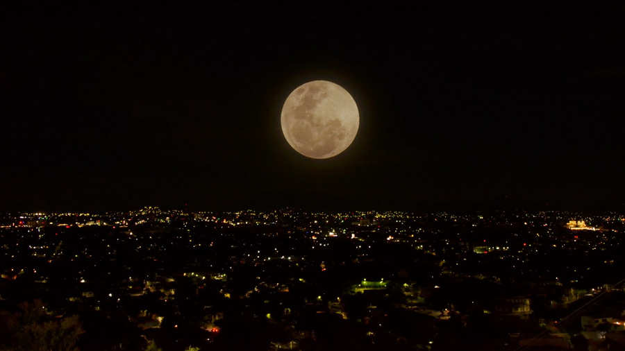 En esta fecha se verá la primera Superluna de 2020