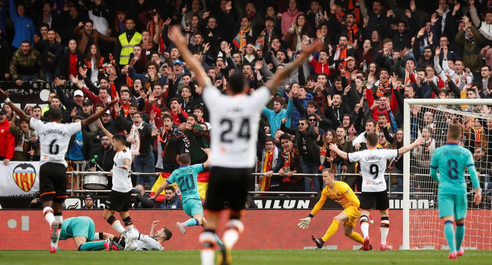 El Valencia derrotó al Barcelona