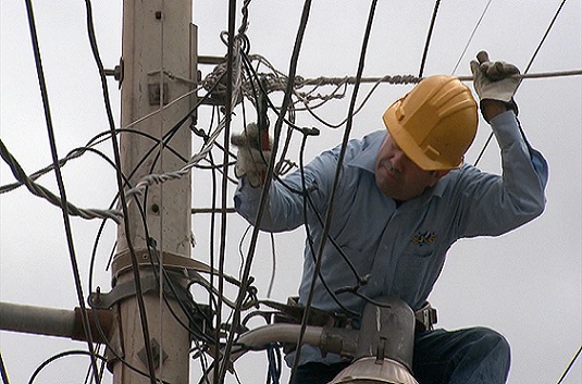 Mañana continuará los cortes del servicio de energía a los abonado morosos