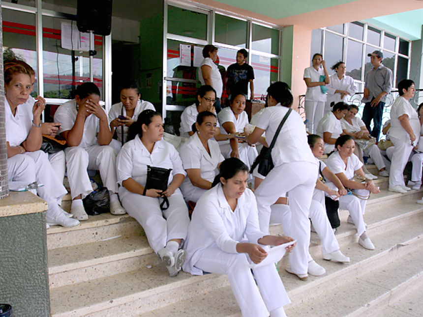 Enfermeras y enfermeros de Honduras anuncian paro de labores para el próximo lunes