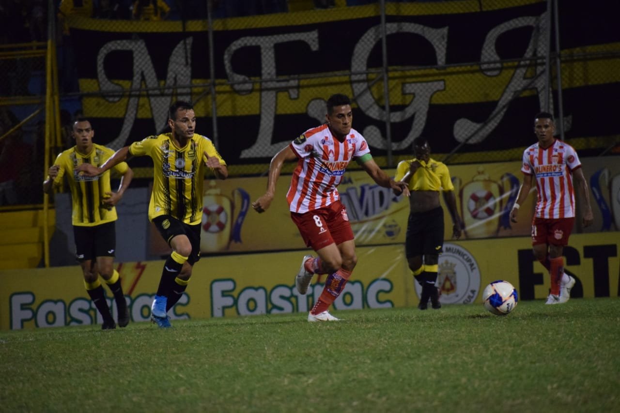 El Vida derrotó al Real España y suma tres puntos en San Pedro Sula