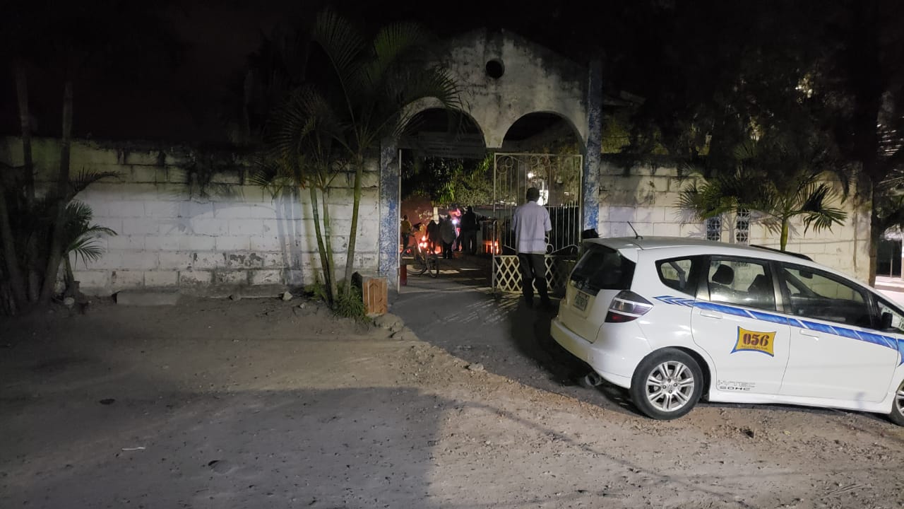 Imagen de Sobre una lápida falleció "Mancho", limpiador de tumbas en cementerio de Siguatepeque