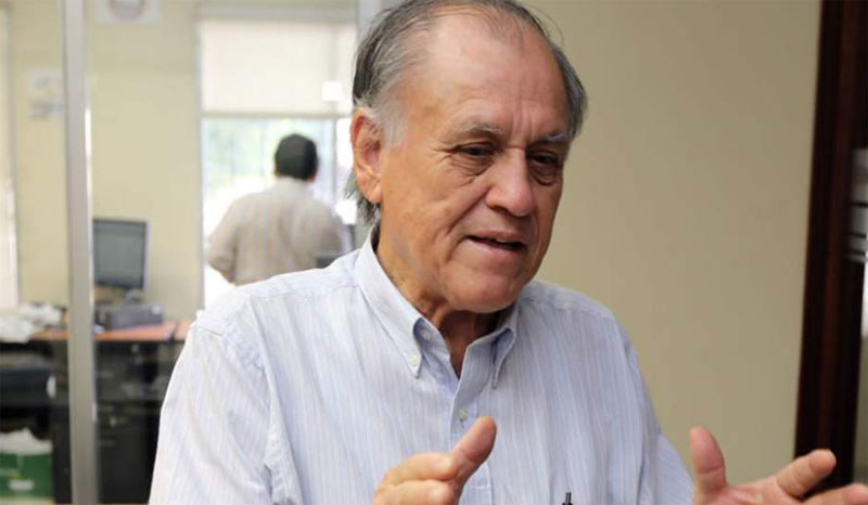 Chelato Uclés está fuera de peligro tras haber ingresado de emergencia en el IHSS